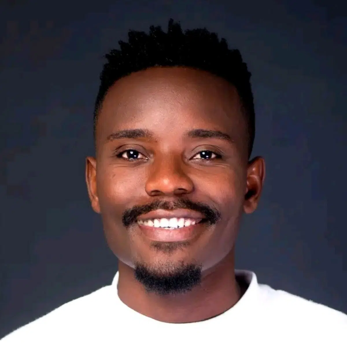 DOWNLOAD: Namadingo – “MAPULANI REGGAE VERSION” Mp3