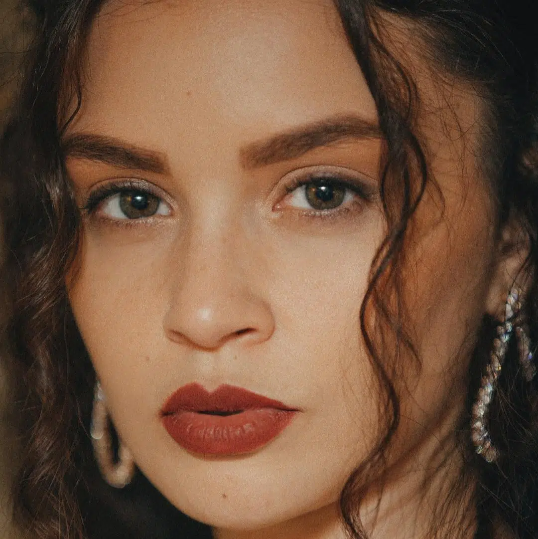 DOWNLOAD: Sabrina Claudio – “Confidently Lost” Video + Audio Mp3