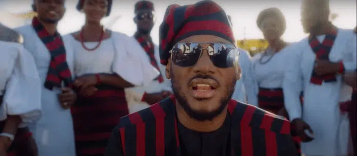 DOWNLOAD VIDEO: 2Baba ft. Bongos Ikwue – “Searching” Mp4
