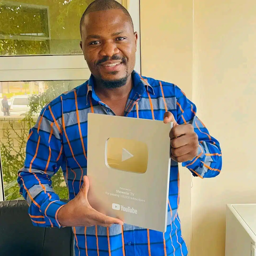 DJ Showstar Receives First YouTube Play Button Award for Surpassing 100k Subscribers