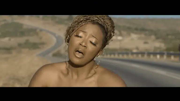 DOWNLOAD VIDEO: Esther Chungu- “Nsambilisheni” Mp4