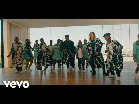 DOWNLOAD VIDEO: Ndlovu Youth Choir x Sun-El Musician x Kenza – “Afrika Hey” Mp4