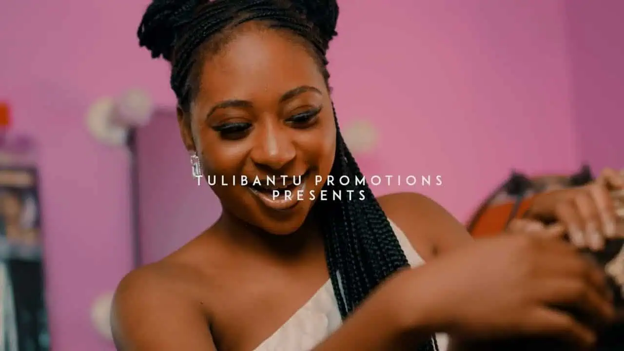 DOWNLOAD VIDEO: Rich Bizzy – “Nasala Iwe” (Dance Version) Mp4