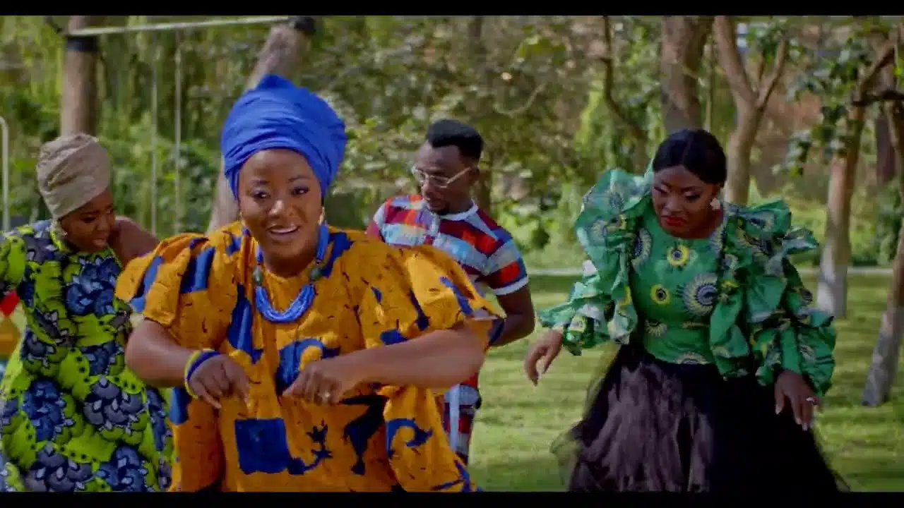 DOWNLOAD VIDEO: Yellow Dove Ft. Esther Chungu, Christine & Chileshe Bwalya – “Yesu Enkonto” Mp4