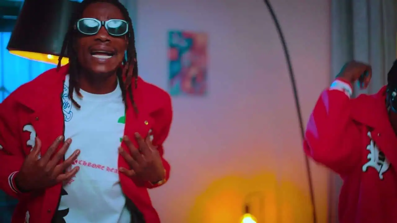 DOWNLOAD VIDEO: Kayz Adams Ft FLEX ZM – “Amake Kona” Mp4