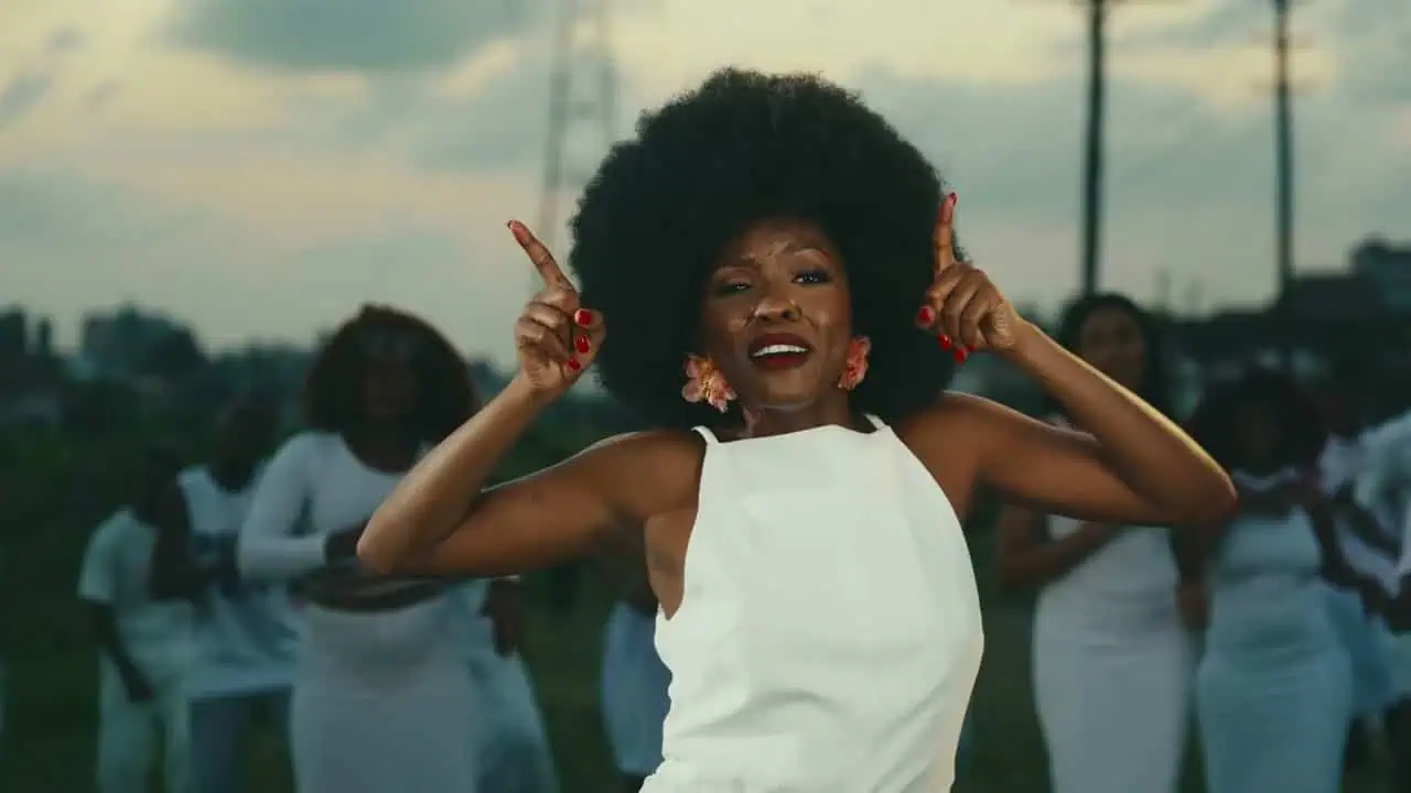 DOWNLOAD VIDEO: Phina – “We Huogopi” Mp4